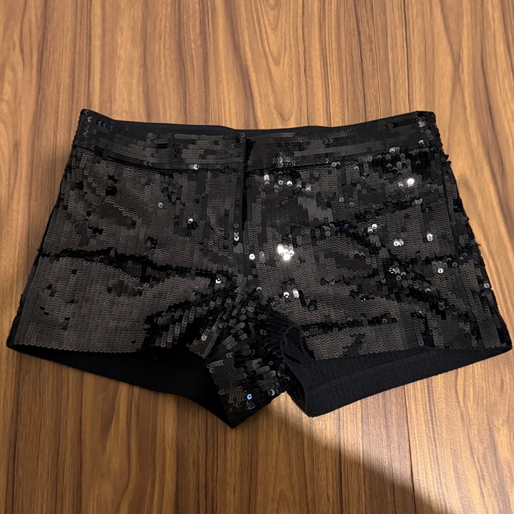 Express size 00 black sequin shorts - Picture 5 of 6